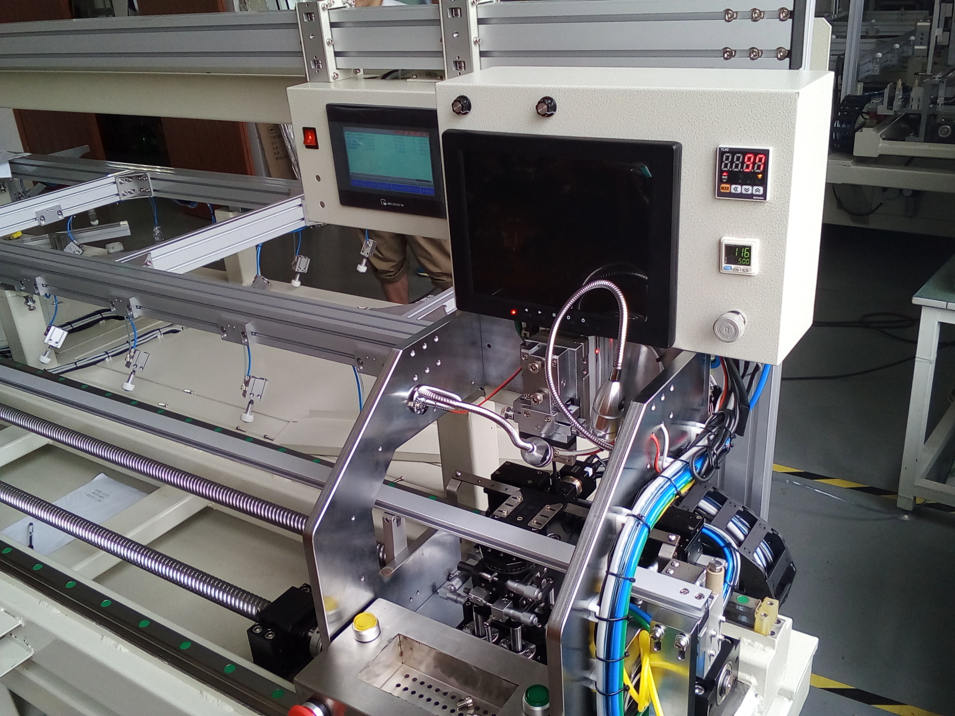 专业定制 超大尺寸液晶电视机 lcm液晶模组 自动化流水线设备