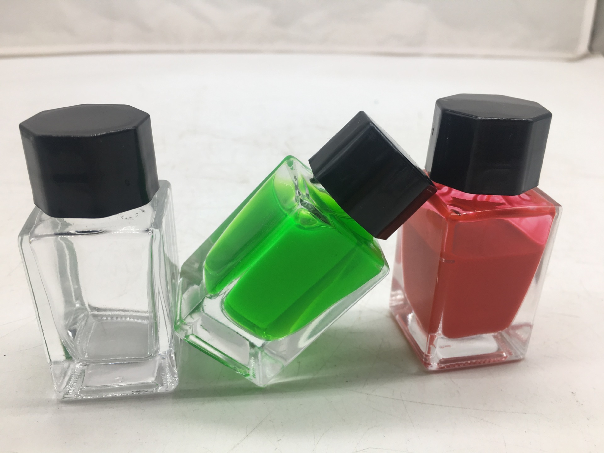 批发现货墨水玻璃瓶18ml 四方形染料墨水瓶 透明蘸水笔瓶分装瓶