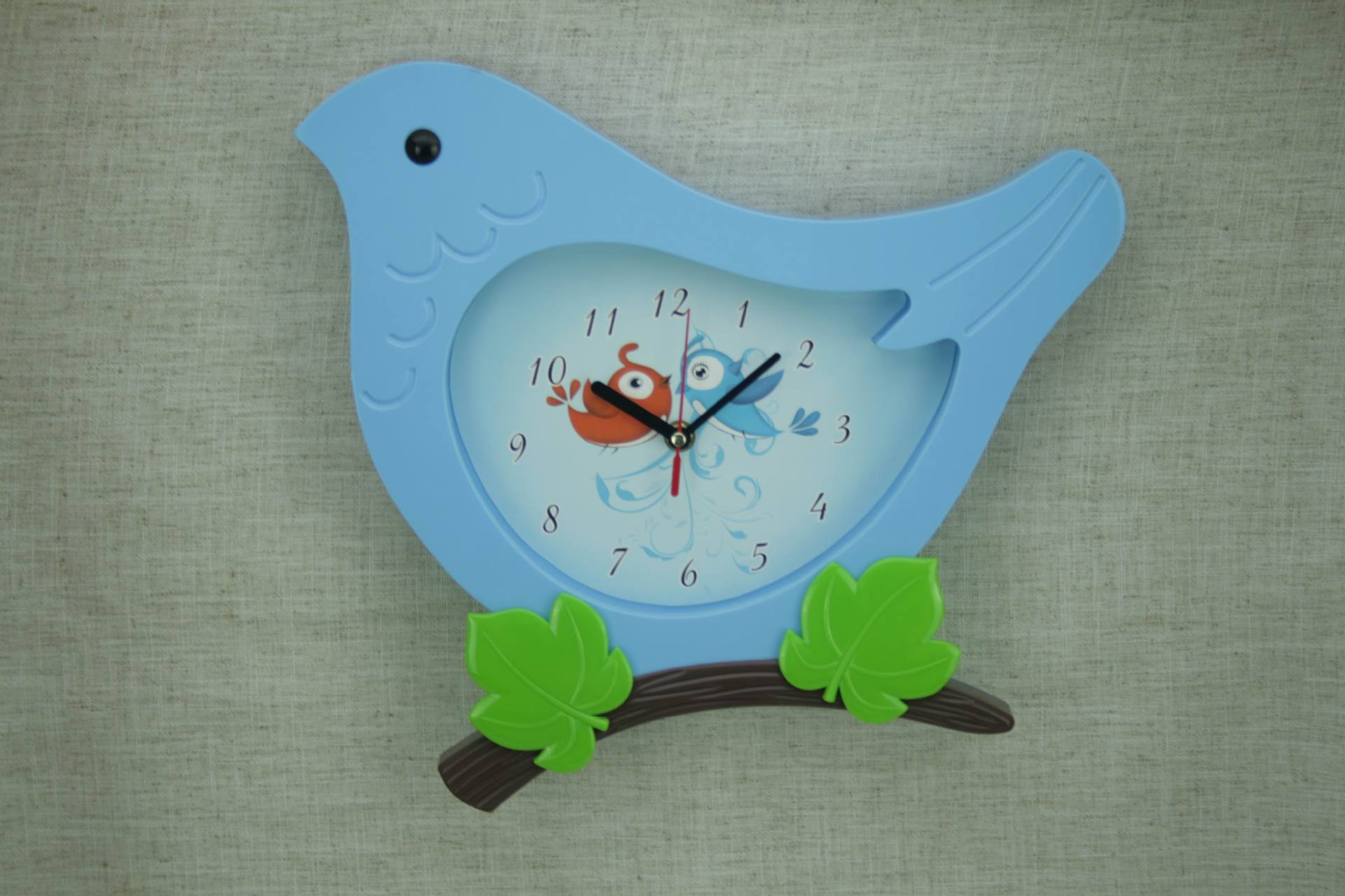 新款挂钟时尚创意布谷鸟挂钟 客厅卧室现代简约布谷鸟时钟