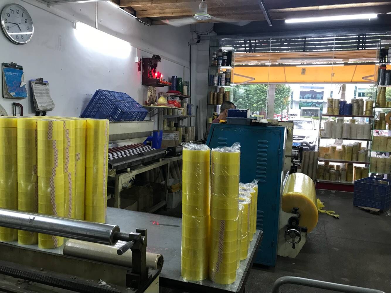 厂家现货 打包胶带 封箱胶带4.5cm长65y 透明胶带 透明黄打包胶纸