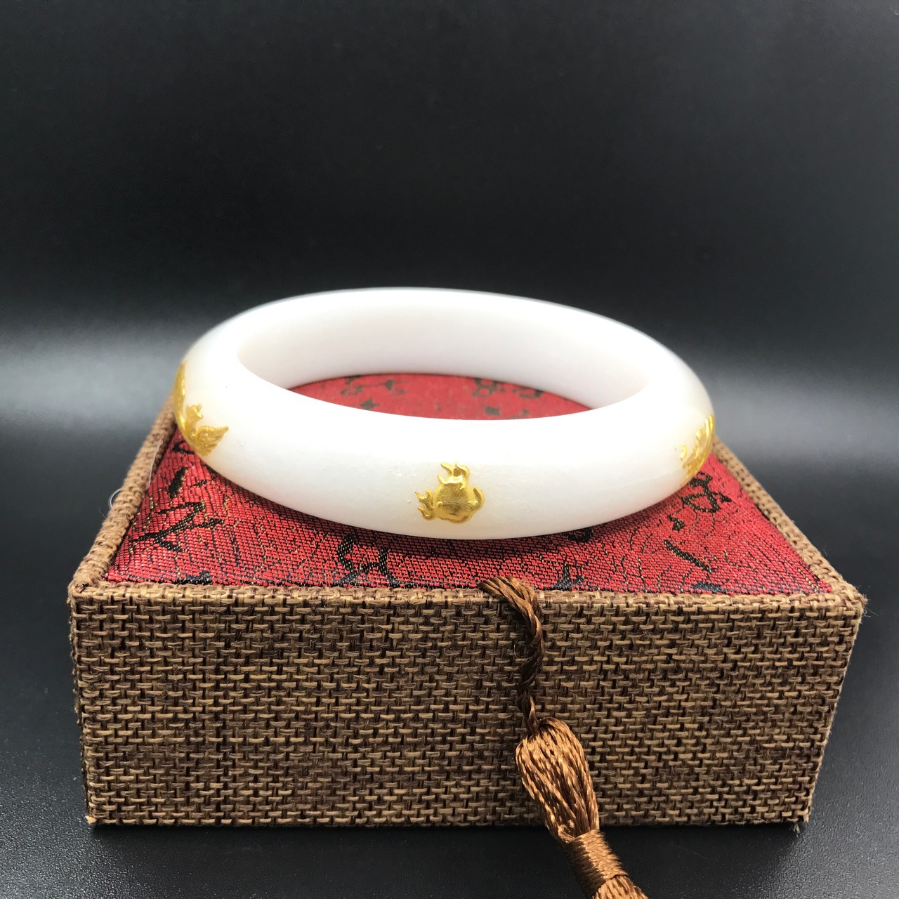 金镶玉黄金手镯 白玉镶足金999龙凤戏珠手镯 旅游区会销礼品厂家