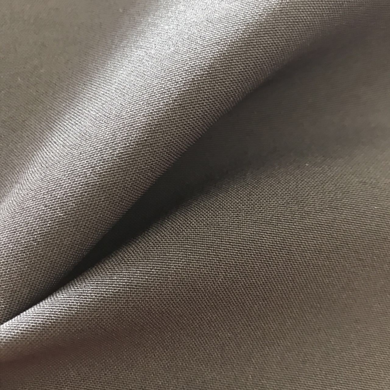 吴江厂家直销高弹平纹呢无氨纶平纹呢面料高