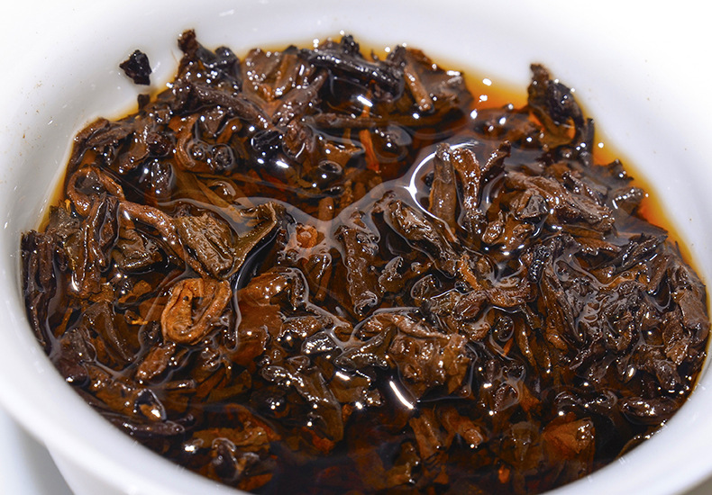 云南普洱茶熟茶 饼茶糯米香宫廷勐海金芽糯香熟茶七子饼免费拿样