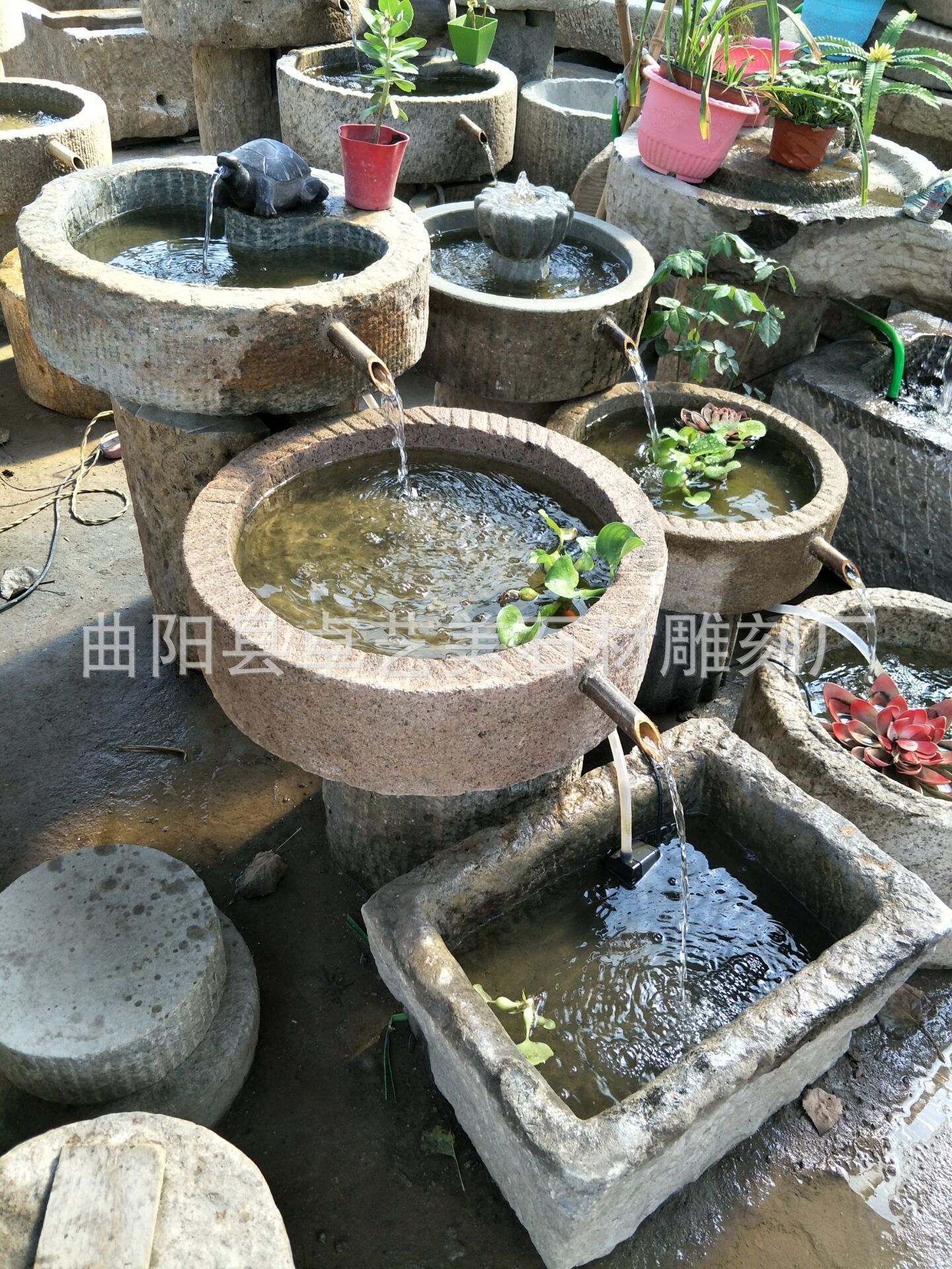 供应石雕老石槽流水景观磨盘水景石别墅花园旧石器流水装饰摆件