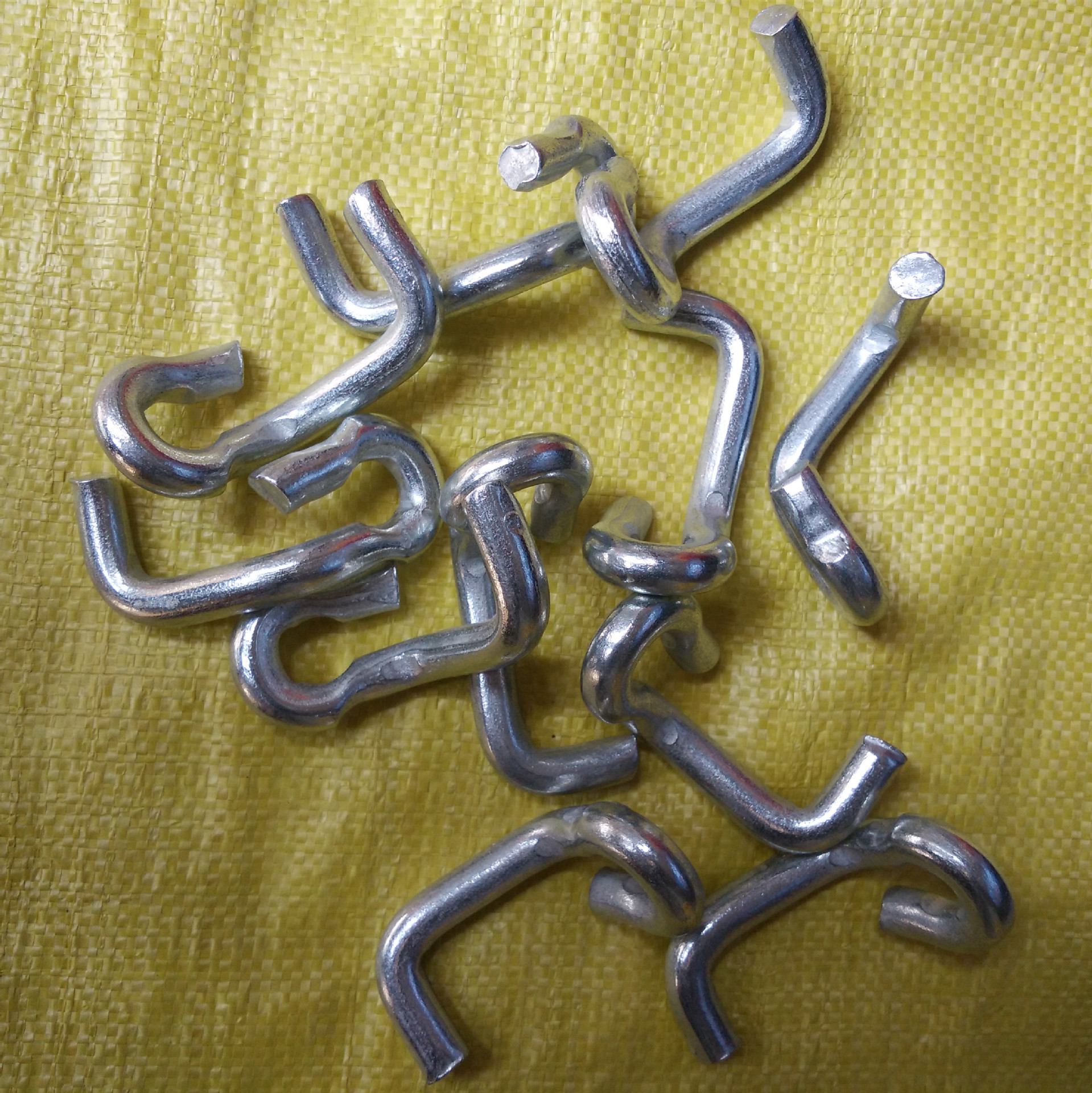 m12各种重量钢模板卡钩建筑模板构镀锌卡钩