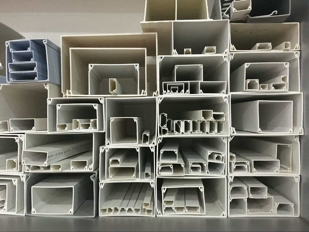 pvc明装绝缘线槽