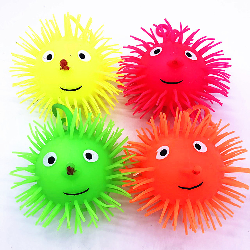 刺猬毛毛球七彩发光球地摊夜市货源儿童玩具闪光球软胶发泄手提球