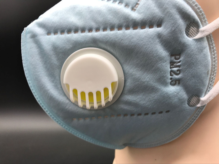 产品信息 名称: 防尘口罩 品牌: 中心科技 货号: 9100v 颜色: 浅