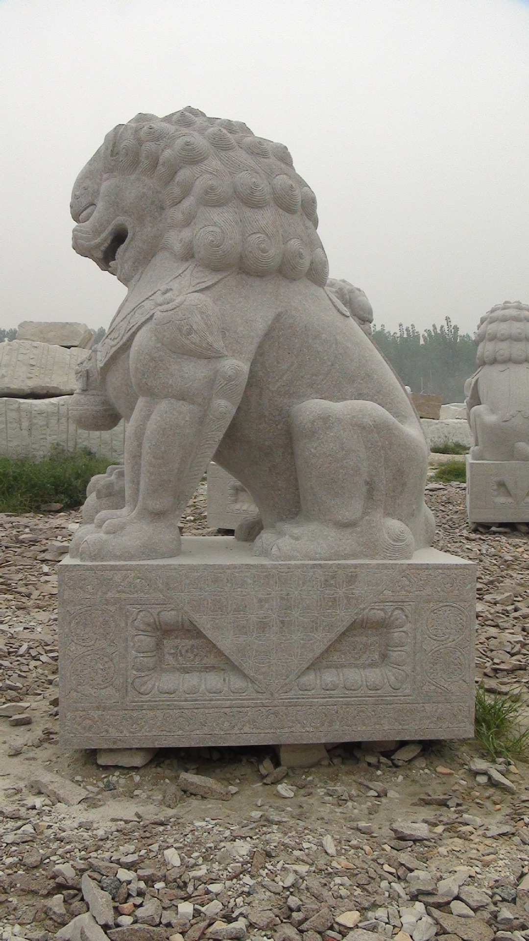 供应花岗岩工艺品石狮子制作 石头狮子定制 石狮子摆件