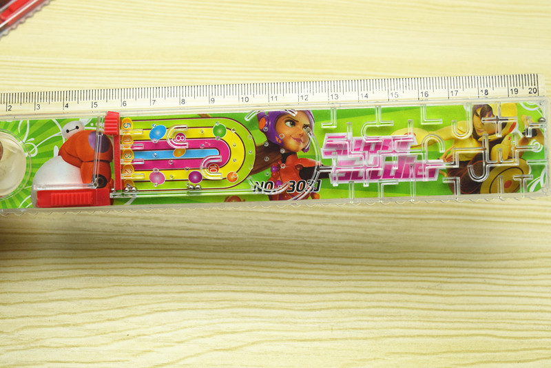 热销创意卡通迷宫尺子带弹珠放大镜游戏20厘米弹珠迷宫直尺