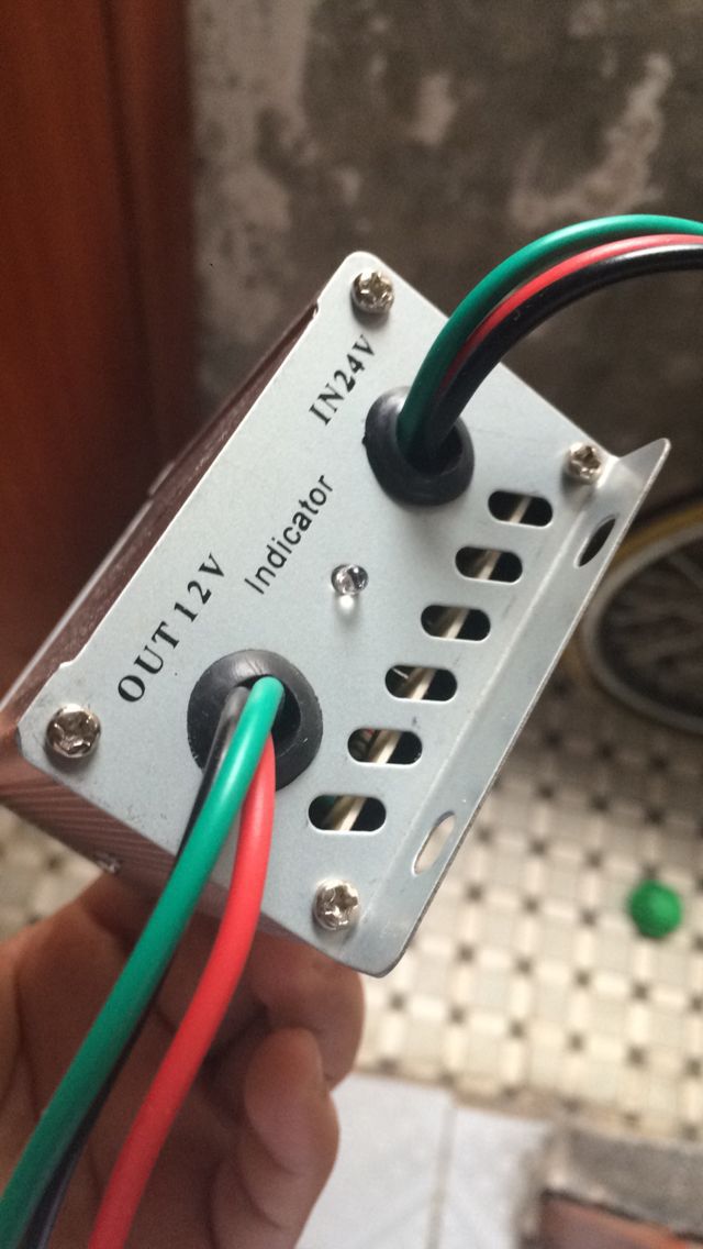 车载转换电源 24v变12v 铝降压器 汽车音响 导航 货车客车可用10a