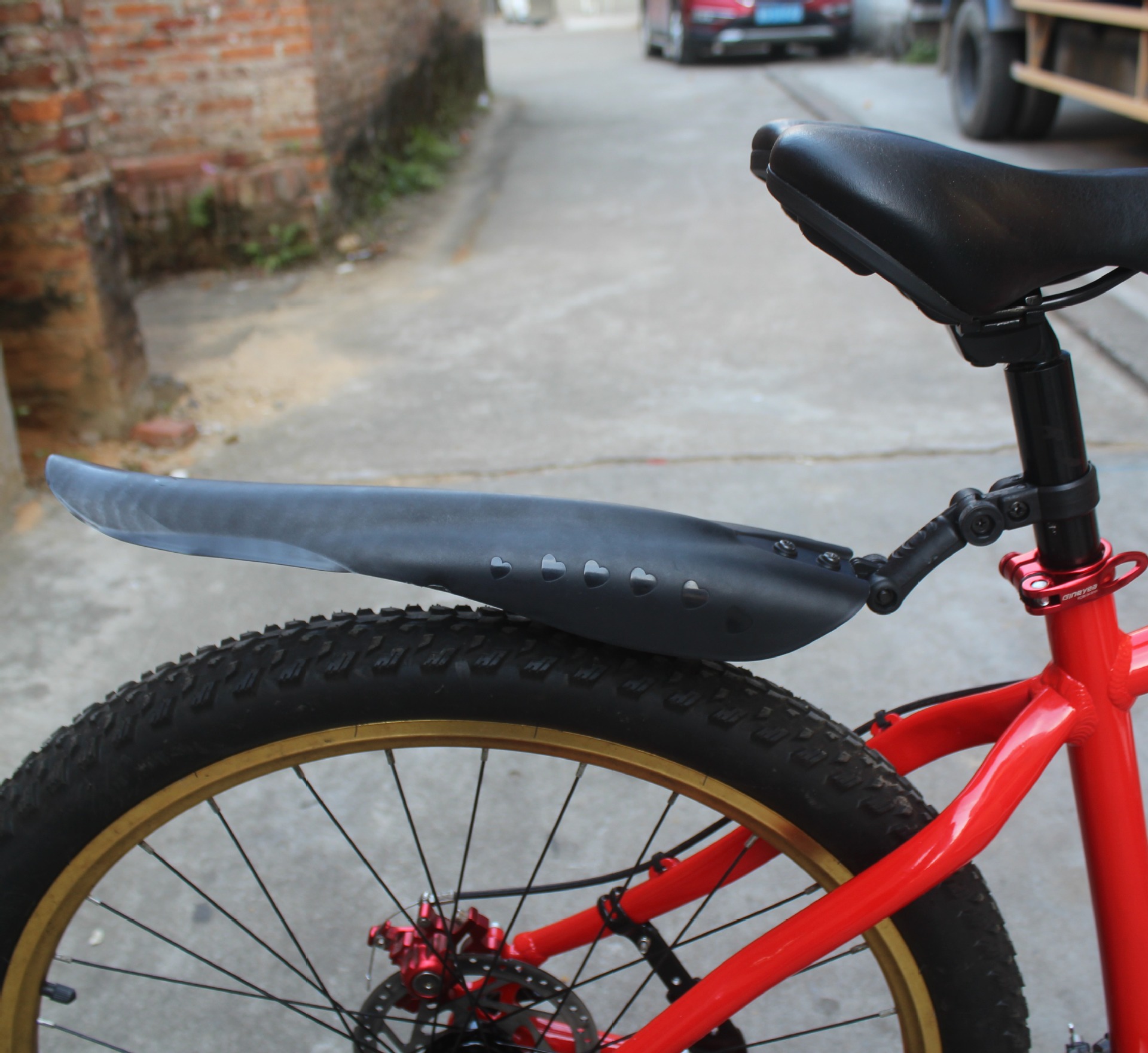 山地车飞鱼挡泥板自行车挡泥板飞鱼泥板24寸26寸泥除挡水板