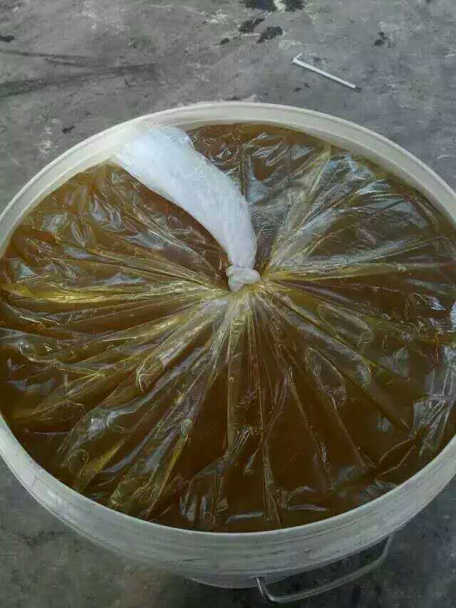 本产品选用脂肪酸锂皂稠化精制矿物油,并加入极压,抗氧,防锈等添加剂