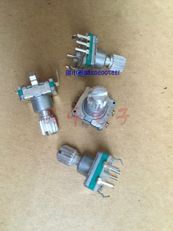 alps阿尔卑斯ec11型编码器带开关30定位数15脉冲点锯齿轴14mm