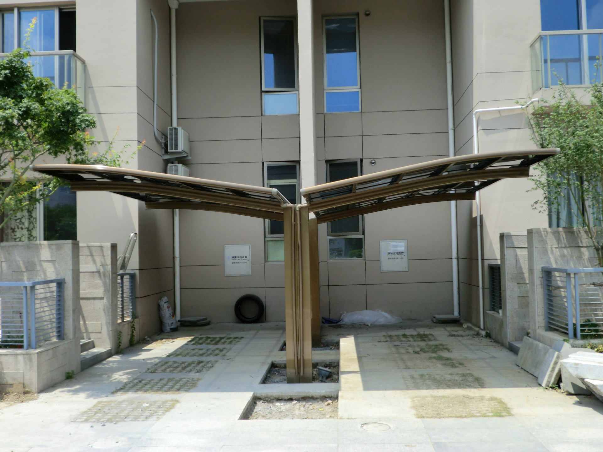 供应阳台遮阳板 铝合金窗棚定做 车棚 建筑外遮阳 厂家专业定做