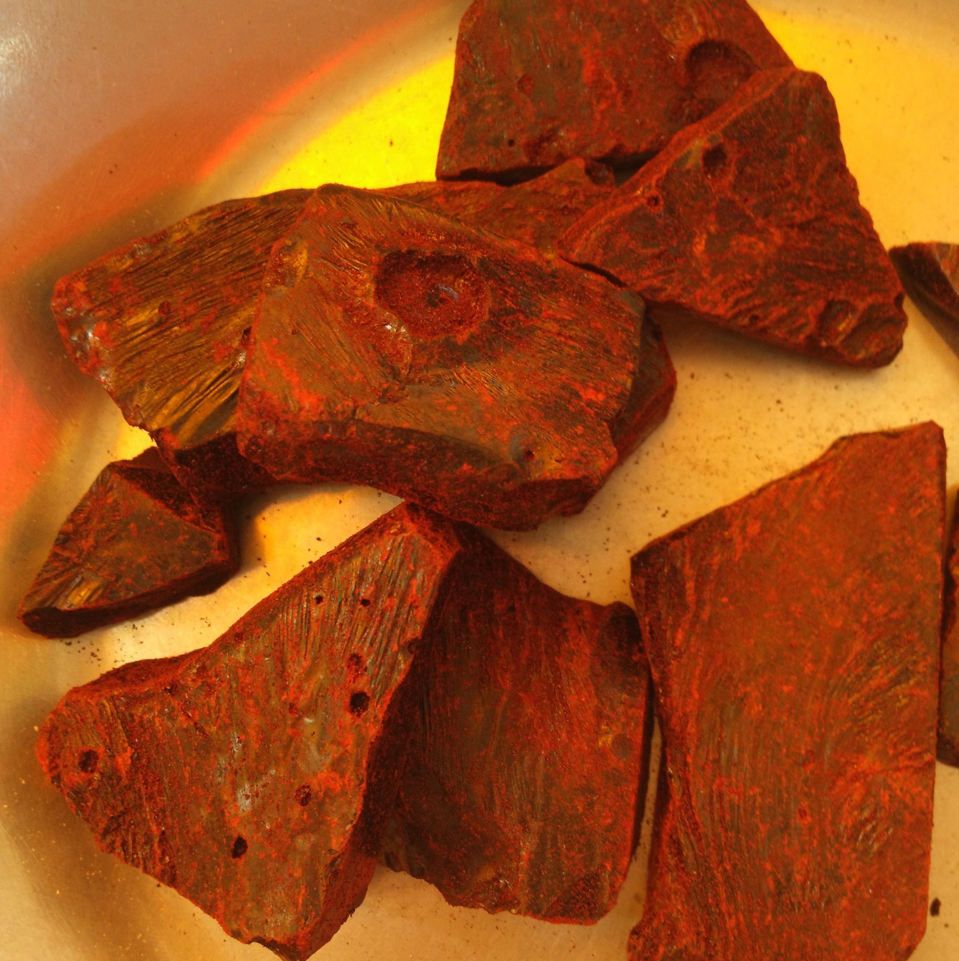 龙血竭 血竭 木血竭 块状 全检合格正品血竭 含量高 另有硇砂