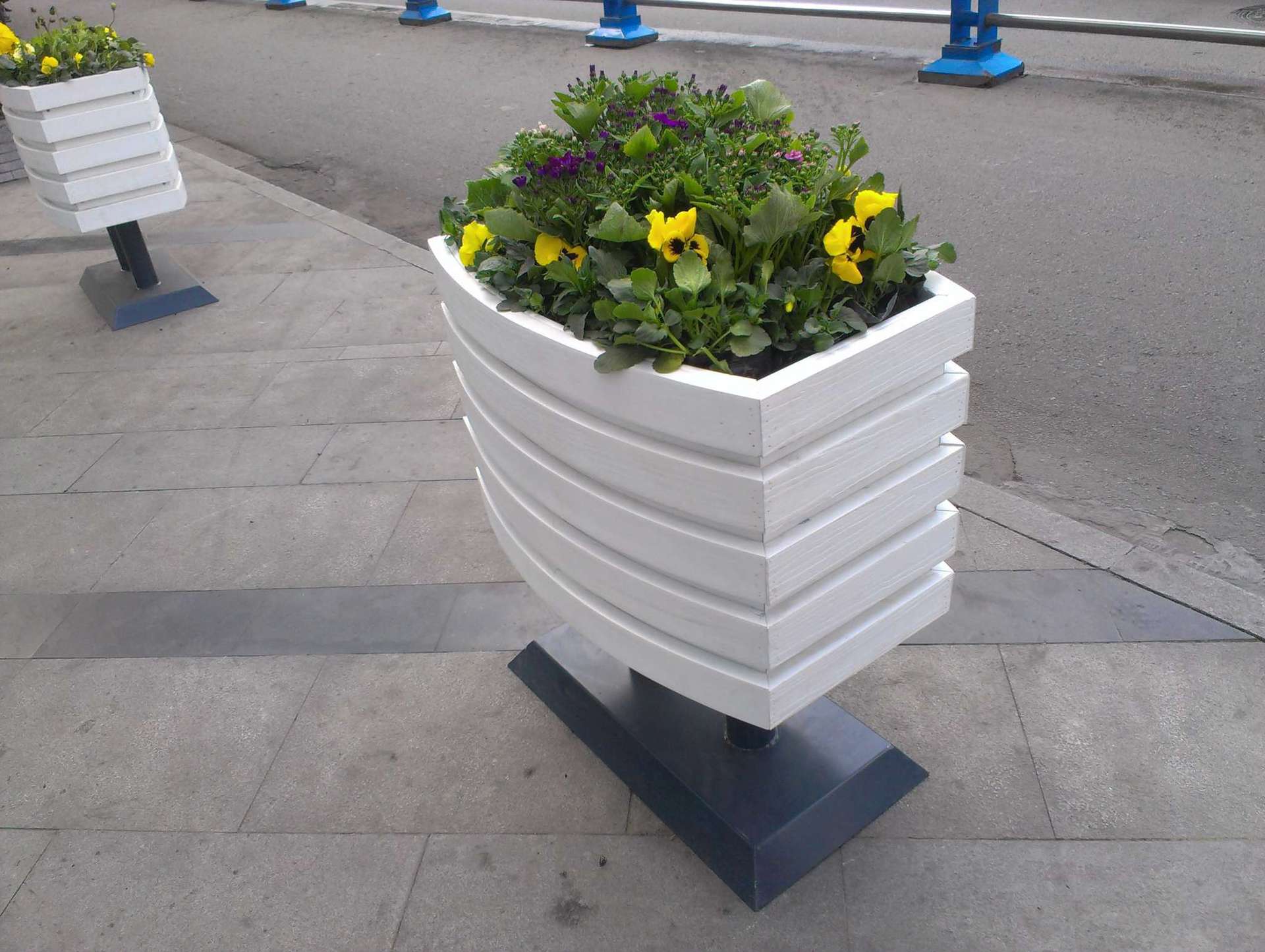 假日有约定制 大型户外景观花盆 落地式铁艺花架 户外铁艺花架