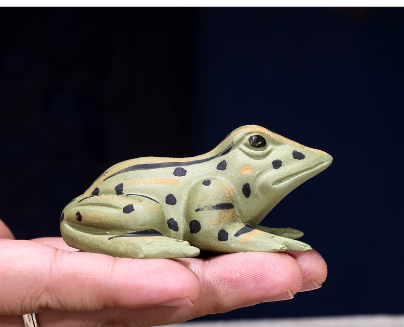 宜兴陶瓷工艺品紫砂茶宠防真喷水青蛙茶具精品雕塑摆件定制批发价