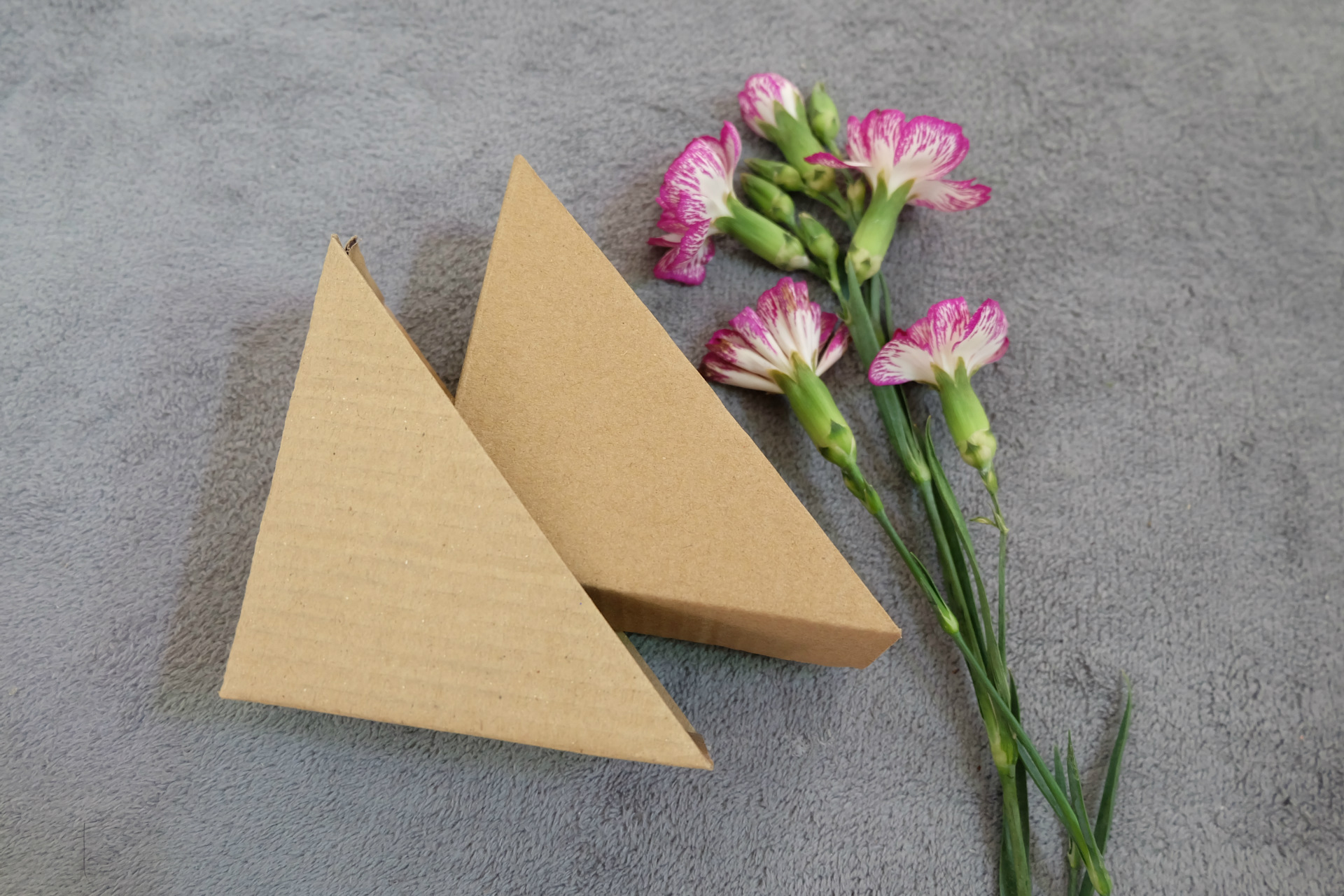 包装纸护角批发纸箱打包纸护角l型防撞纸护角包边纸外箱保护角