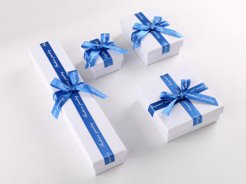 首饰包装盒白色纸盒蓝色蝴蝶结礼盒戒指盒手镯盒项链盒子饰品盒
