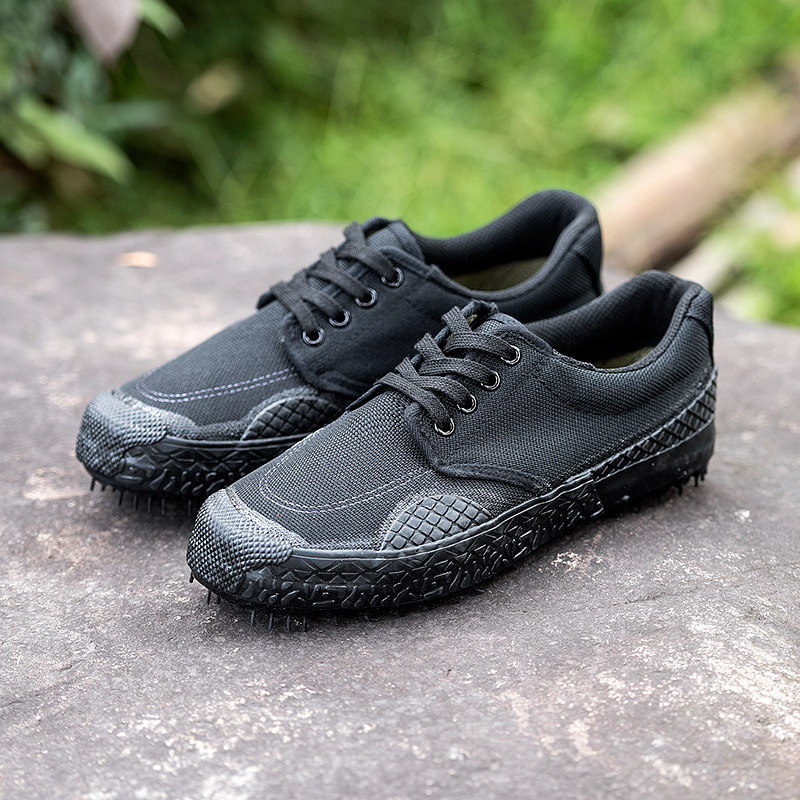 劳保胶鞋军鞋学校军训工作硫化橡胶底迷彩作训鞋99解放鞋厂家直销