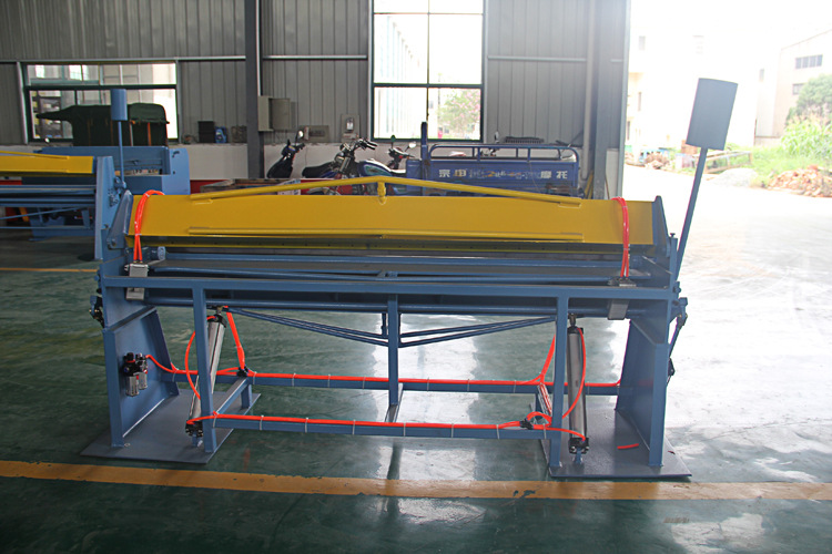 5*1500 别名 气动折方机 用途 金属薄板折边 电动机功率 0(kw)  外形