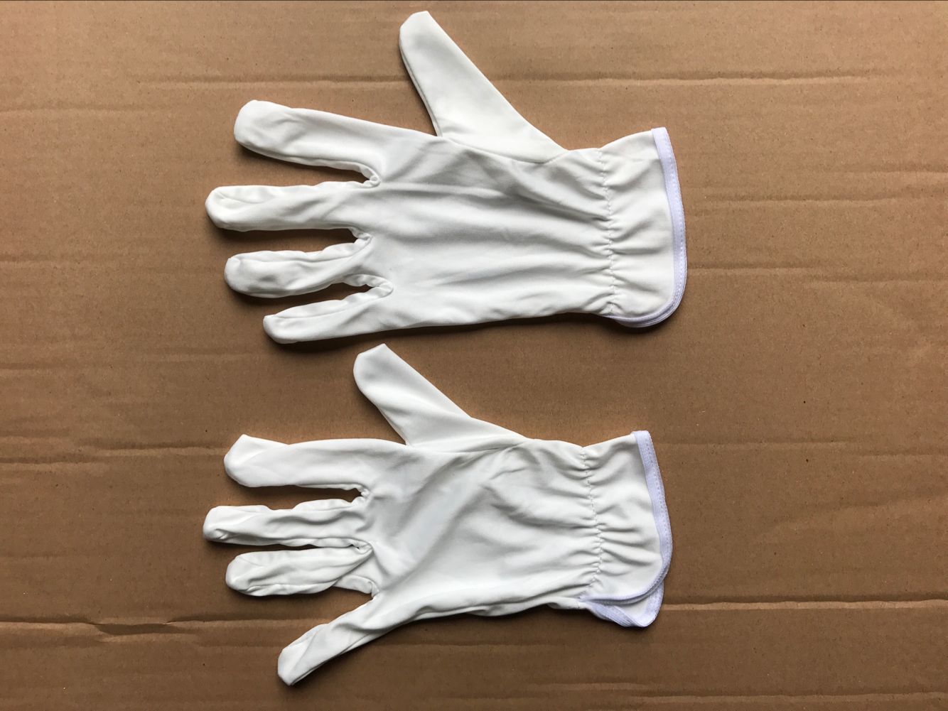 高品质珠宝手套 无尘布手套 超细纤维手套 礼仪手套 无尘布手套