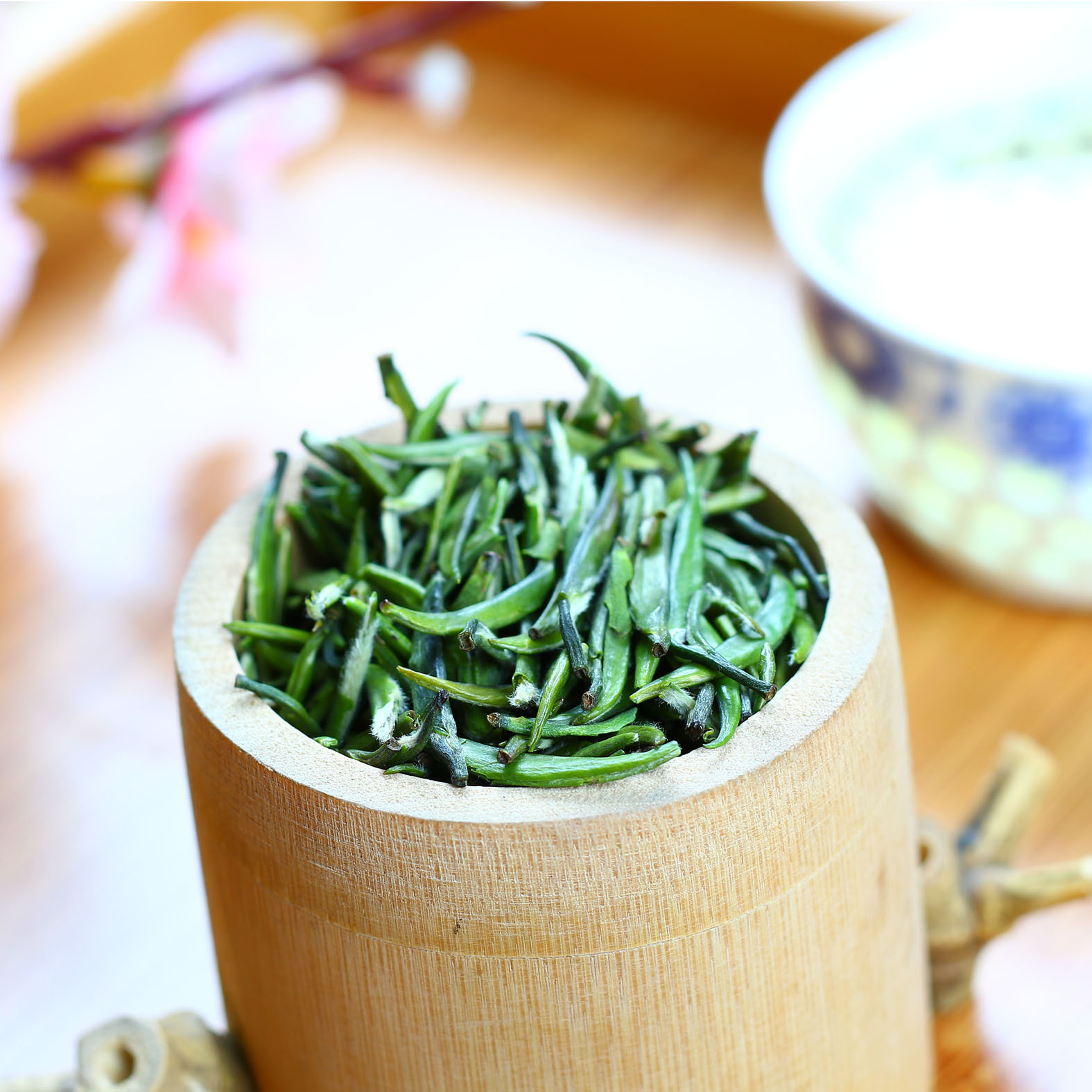 散装称重新茶峨眉山云雾绿茶单芽青针雨前嫩芽竹叶型青茶头采雀舌