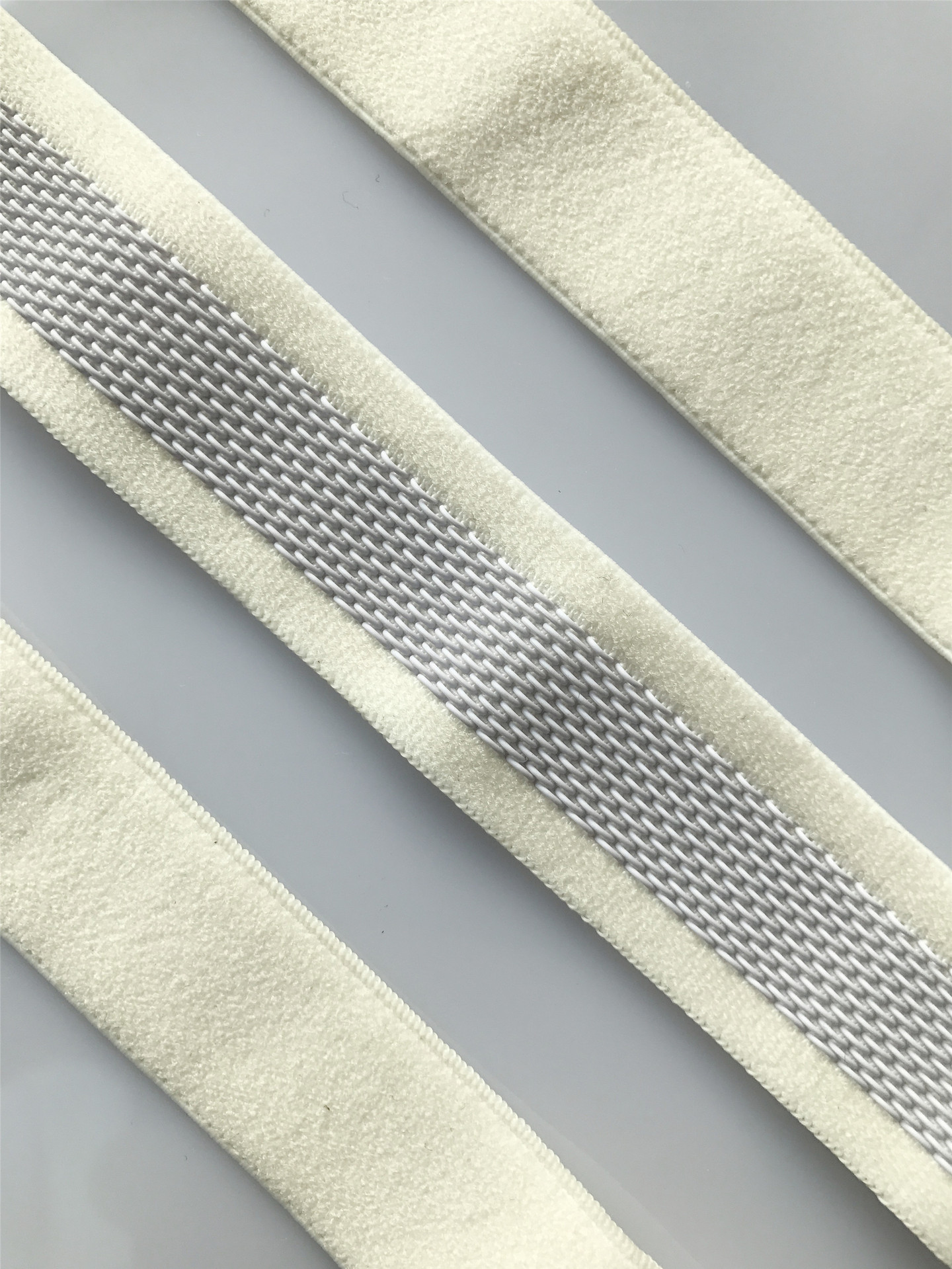 q9033防滑无钢圈聚拢抹胸内衣 美背无痕文胸套装