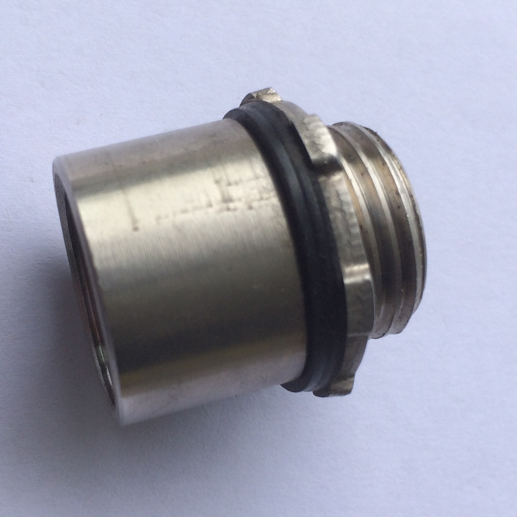 不锈钢桥架管接头电缆穿板接头一头钢管一头桥架