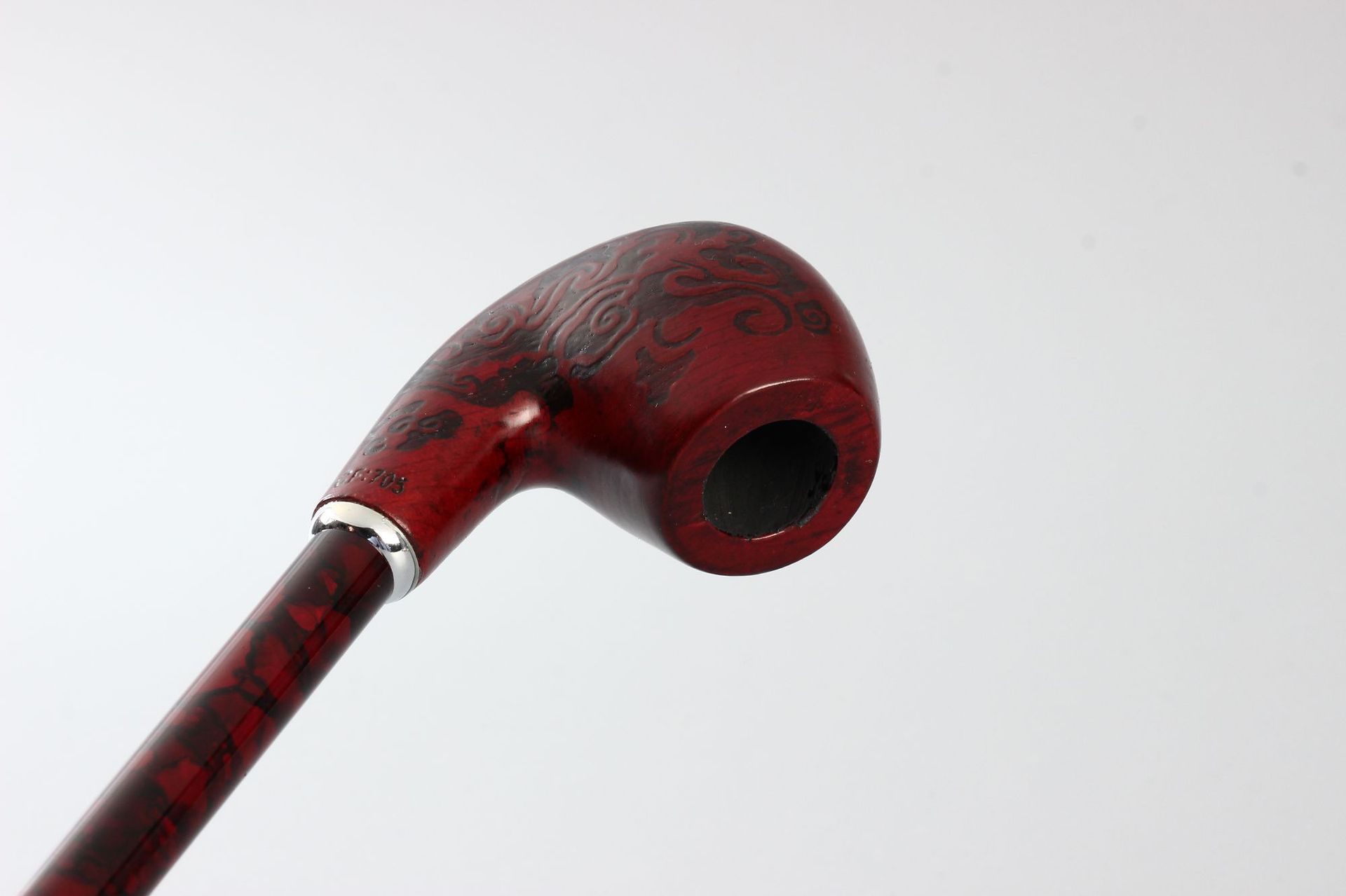 厂家直销精雕花纹红色树脂木质烟斗 时尚大方长款细杆木烟斗pipe