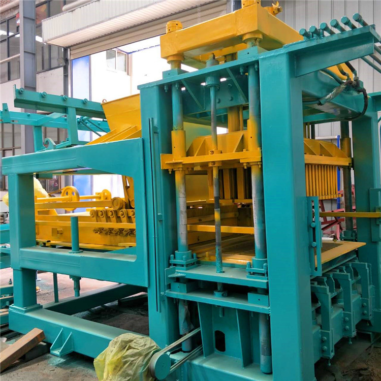 供应全自动加气块生产设备 久聚泡沫砌块砖机 水泥免蒸加气块砖机