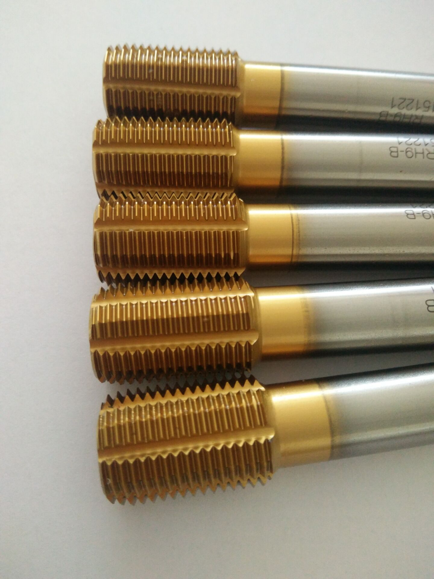 直销镀钛挤压丝锥机用丝攻m14*1.25 规格齐全 非标订制