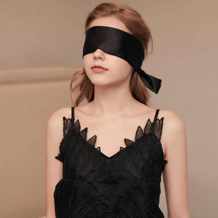 情趣眼罩 高端黑色丝滑绑带烫钻束缚绸缎情趣配饰 厂家直销