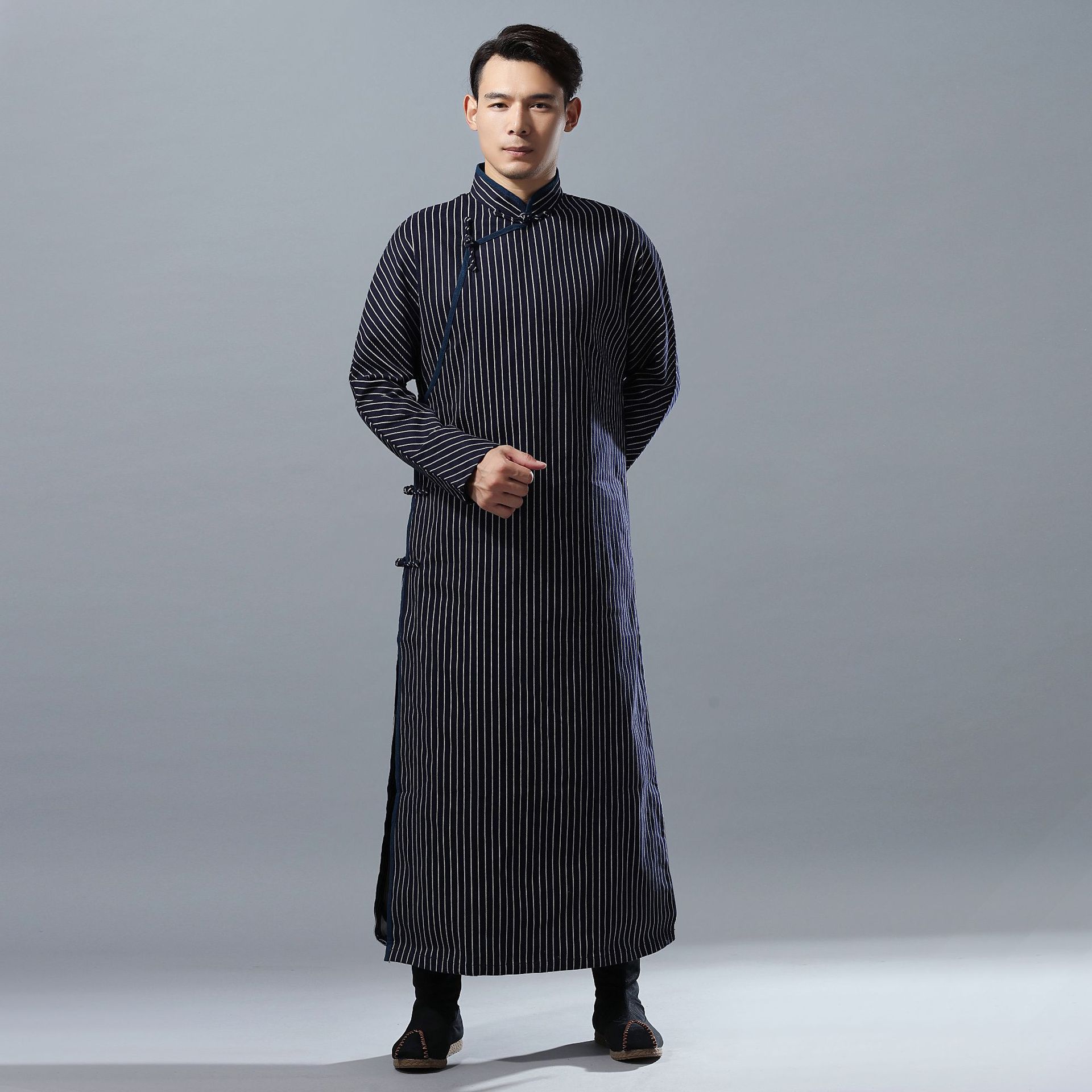2019春季新款都市古风男装中山装条纹长袍批发