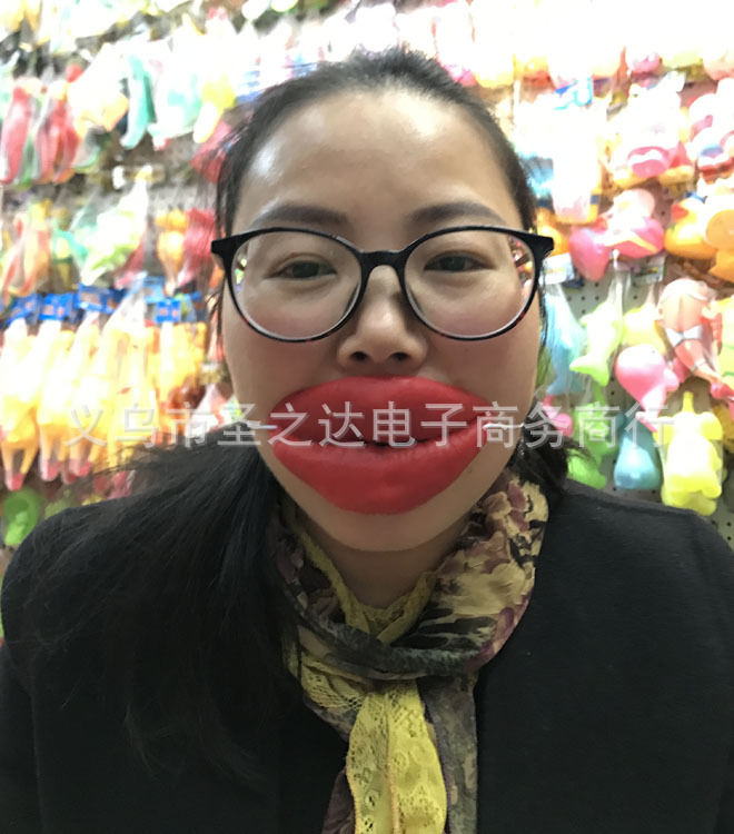 香肠嘴_愚人节香肠嘴 厚 整人搞笑大嘴巴被烫嘴巴大