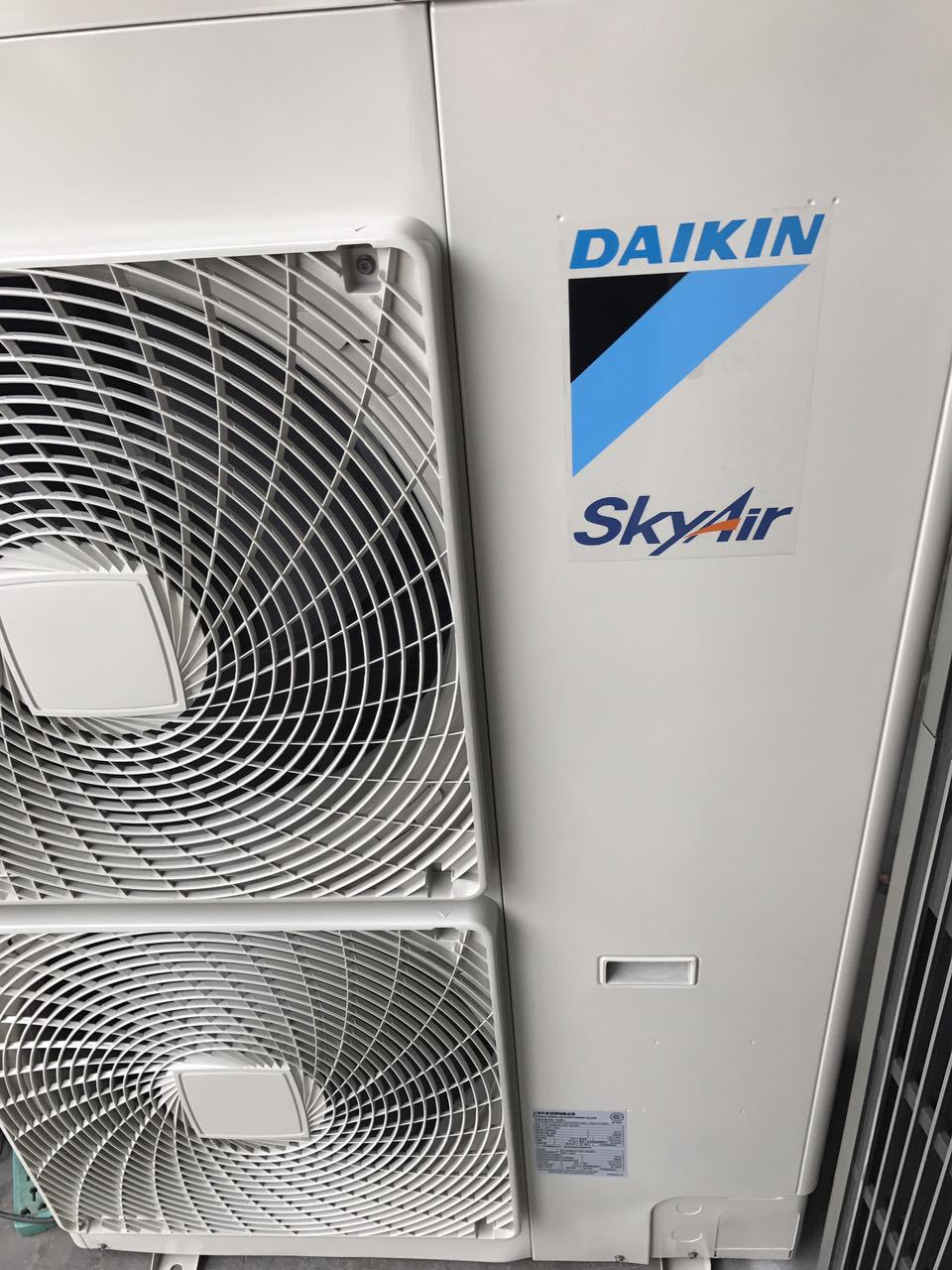 二手空调大金柜式空调99成新大金黑金刚3匹5匹变频立式空调