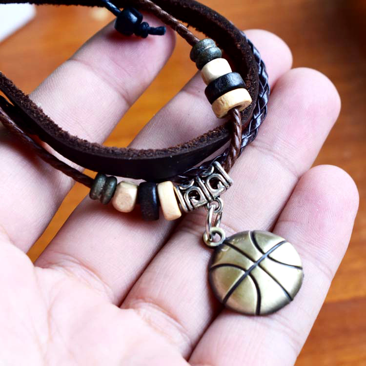 动漫周边 黑子的篮球真皮手链 学生个性合金篮球吊坠手链手镯批发