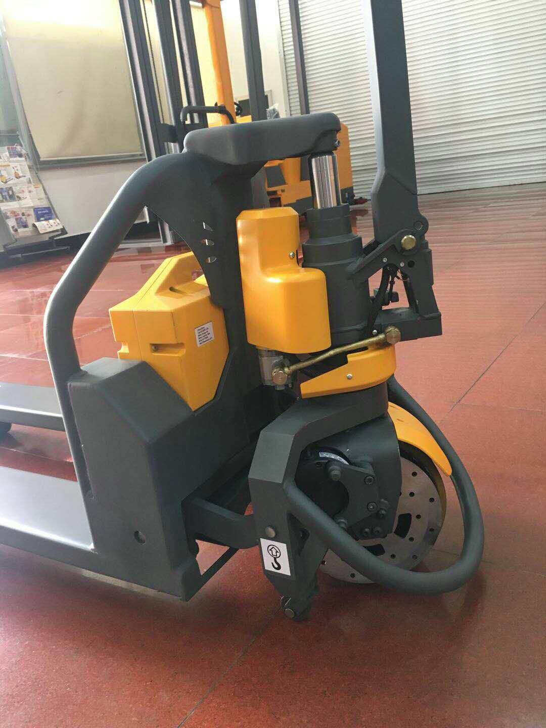 西林全电动托盘搬运车锂电池电力叉车价格小型液压地牛厂家