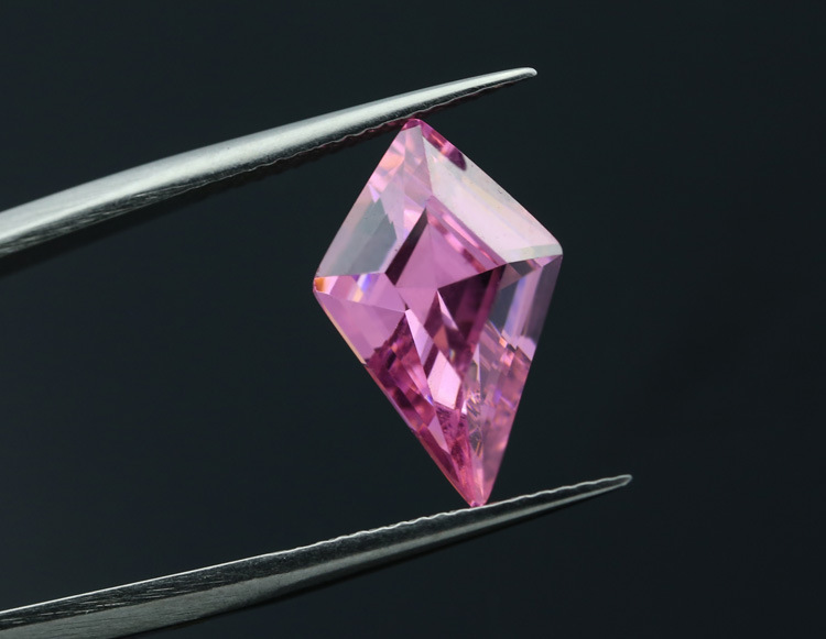 梧州 锆石工艺品 发饰 服饰 鞋饰 粉色 棱形 方型 加工定制
