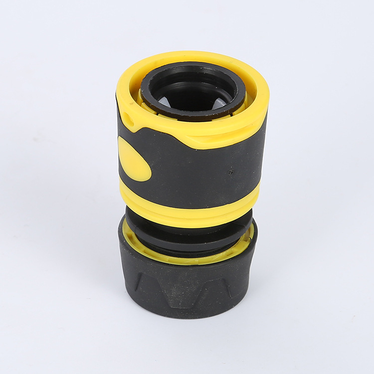 厂家批发直销 4分水管快速接头 洗车管接头 水管通水接头