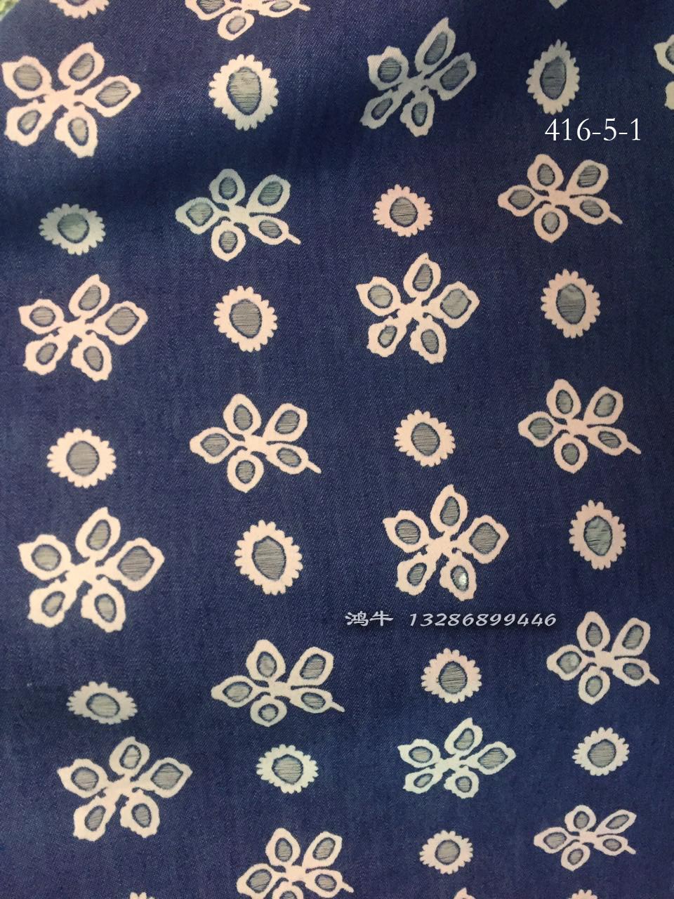 个性复古烧花印花牛仔面料星星五角星小太阳冲孔破洞牛仔布料