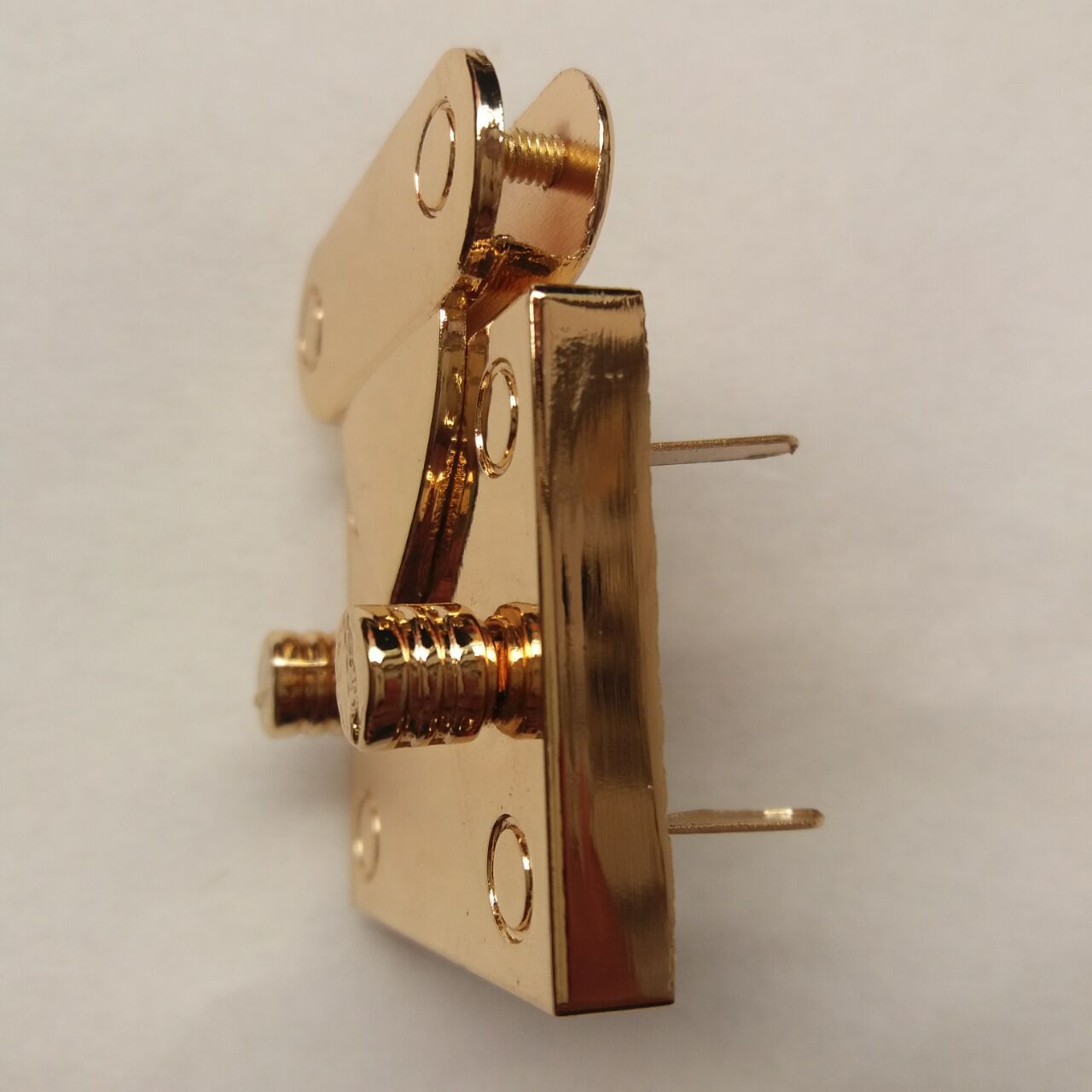 厂家直销手袋箱包锌合金箱包锁金属插锁按锁礼品盒锁酒盒锁暗锁