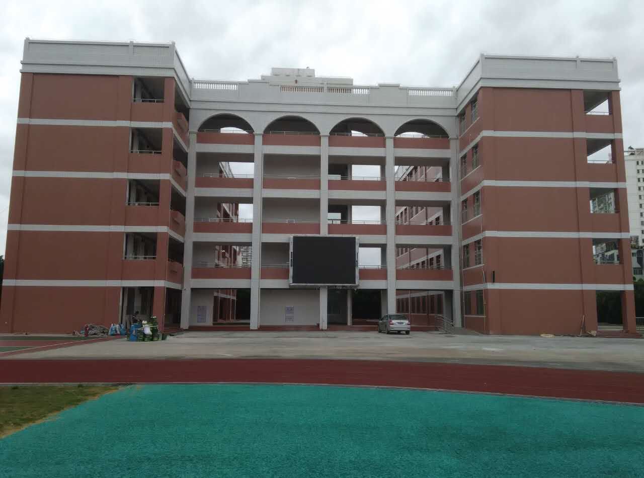 厦门莲前小学铝合金门窗项目