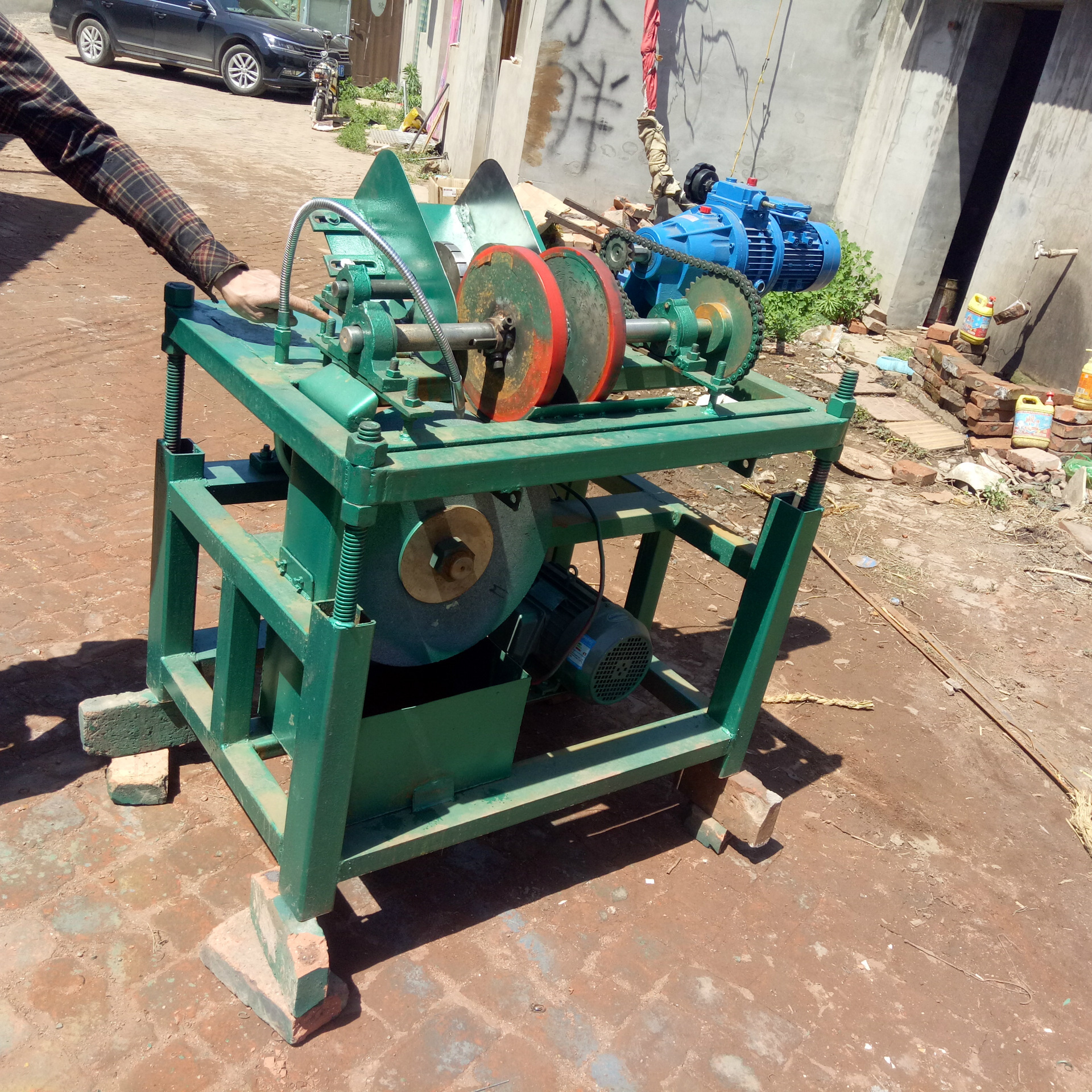 钢丝铁丝磨头机 烧烤签子倒角机 磨尖机 现货供应