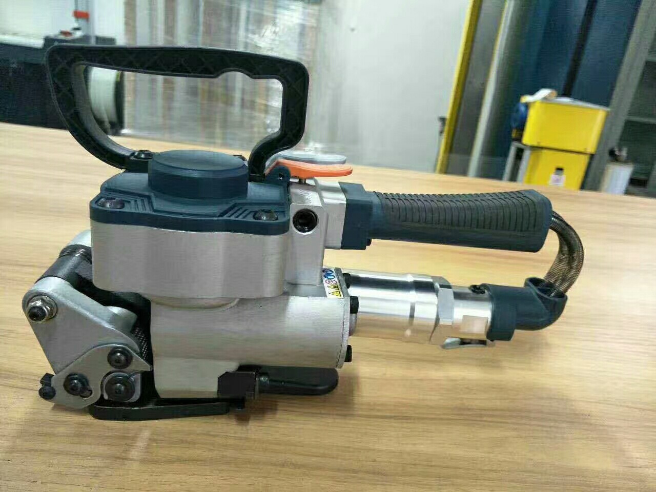 手持式气动打包机.b19 型手提气动捆扎机.