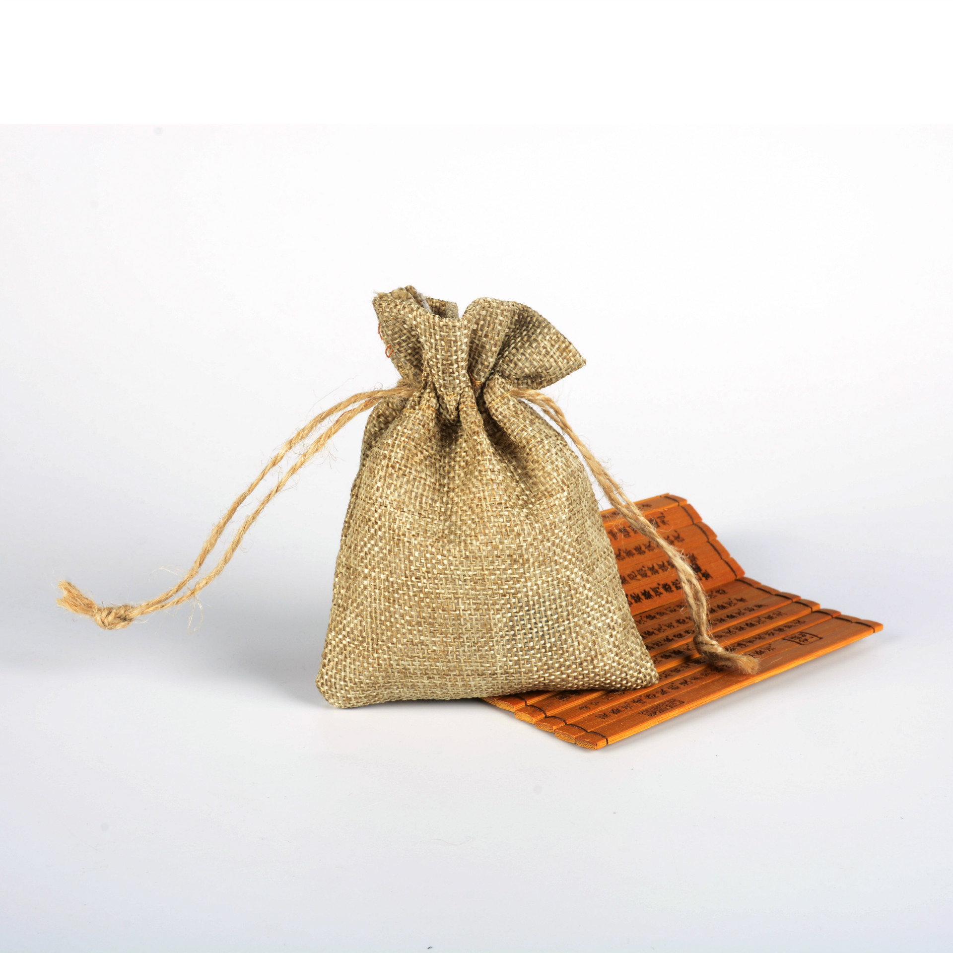 7*9锁边麻布束口袋 首饰礼品包装麻布袋 抽绳束口袋 珠宝梳子布袋