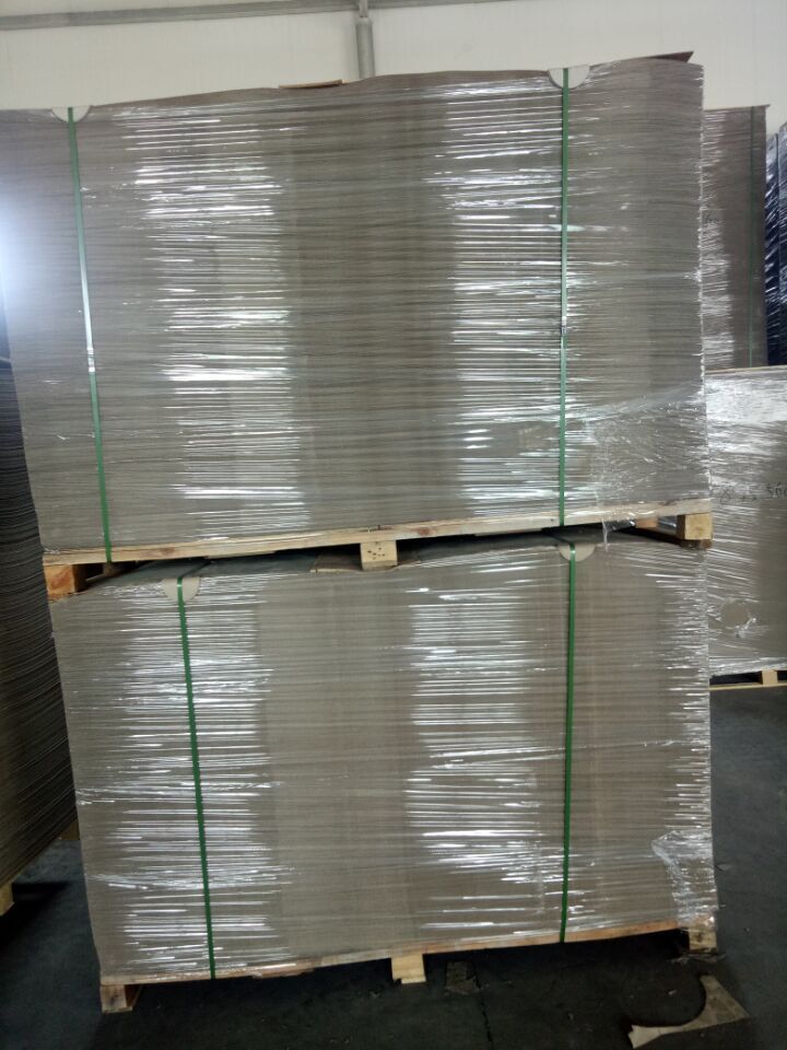 厂家批发工地地面保护板 室内装修地面保护板 全开硬卡灰纸板批发