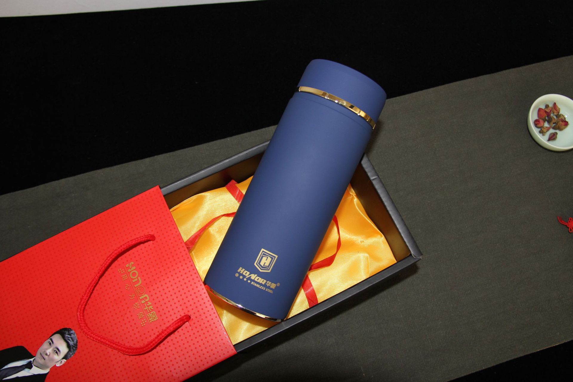 匡迪/华象711号真空不锈钢内胆商务办公时尚男女士礼品保温水杯