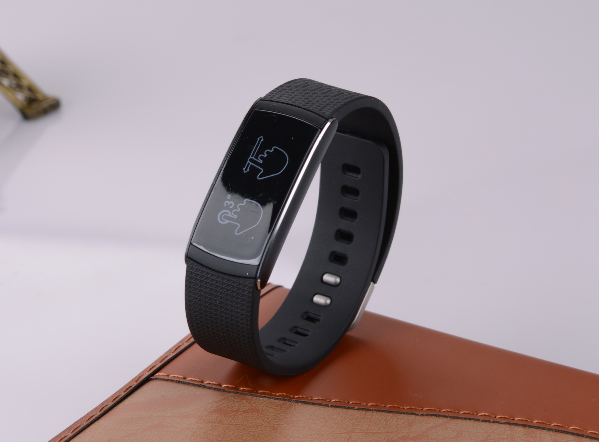 埃微蛋卷i6pro智能手环心率监测消息提醒计步多运动模式厂家直销